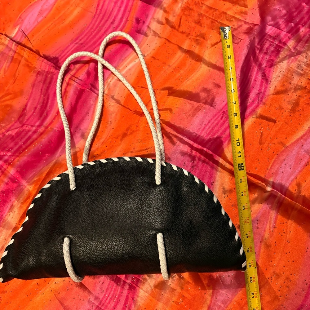 🔥ASHNEIL Vintage Black & White Pebble Leather Half Moon Shoulder Bag EUC - Picture 6 of 12